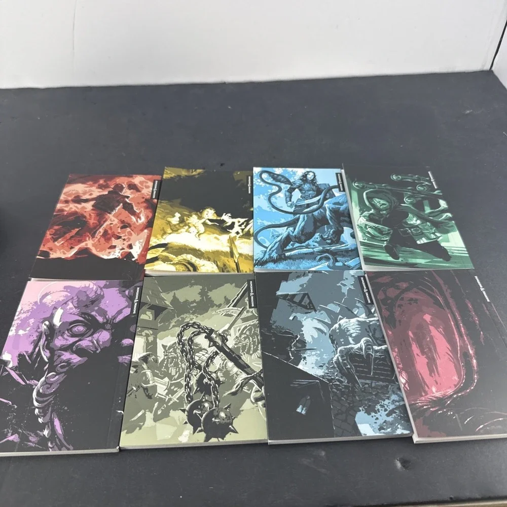 Dungeons & Dragons Bestiary Notebook Set 8 Mini Notebooks Box Set 9781984824653